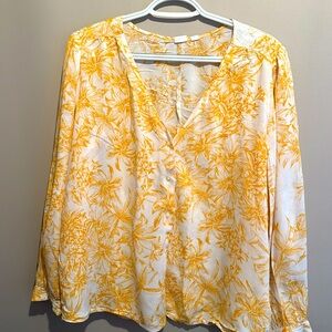 Gap Size Large- Sunflower Button Down Blouse
